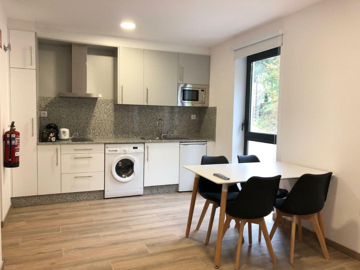 Apartamentos Compostela Lobios Bagian luar foto